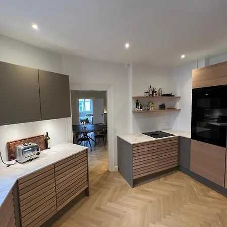 Mansion Apartment *